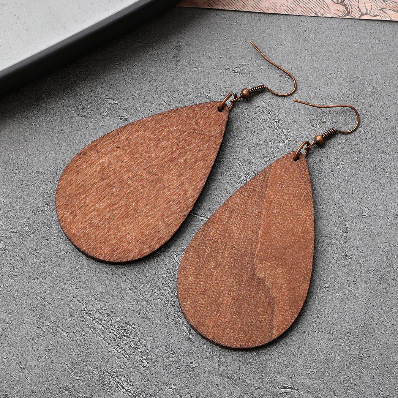 Wholesale Western Cowboy Cactus Bull Head Retro Totem Pattern Leather Wood Earrings