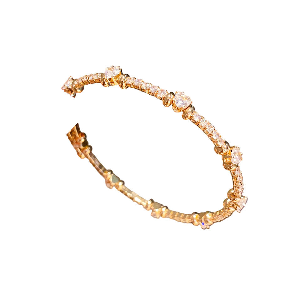 Wholesale Heart shaped inlaid sparkling zircon bracelet