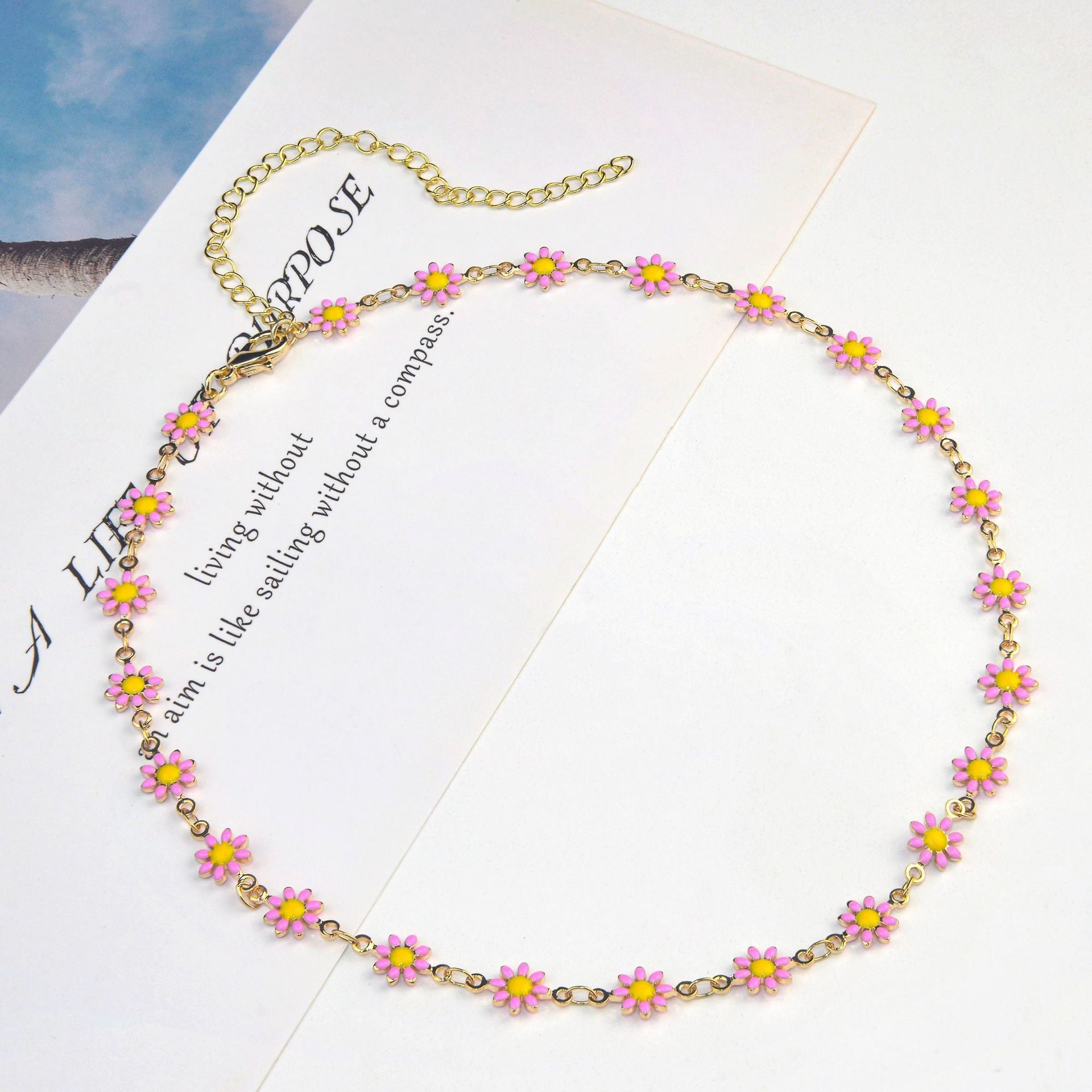 Wholesale Daisy Clavicle Alloy Necklaces