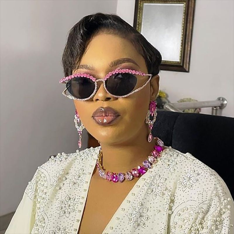 Wholesale Diamond-encrusted cat-eye sunglasses