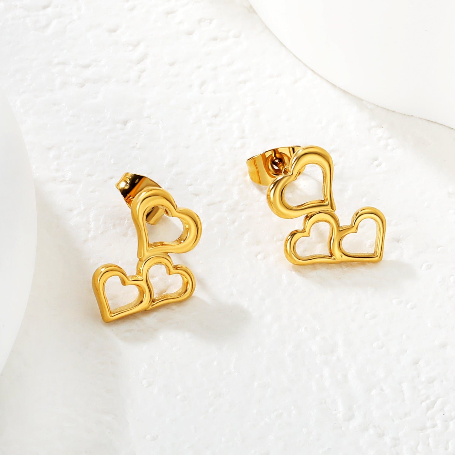 Wholesale 18k Gold-Plated Irregular Hollow Heart Earrings for Women