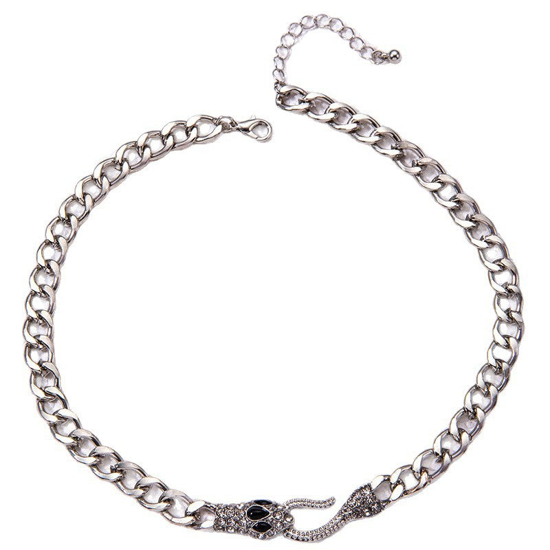 Wholesale Gold Tone Electroplated Alloy Snake Necklace Retro Snake Pendant Choker Trendy Fashion Accessory For Women