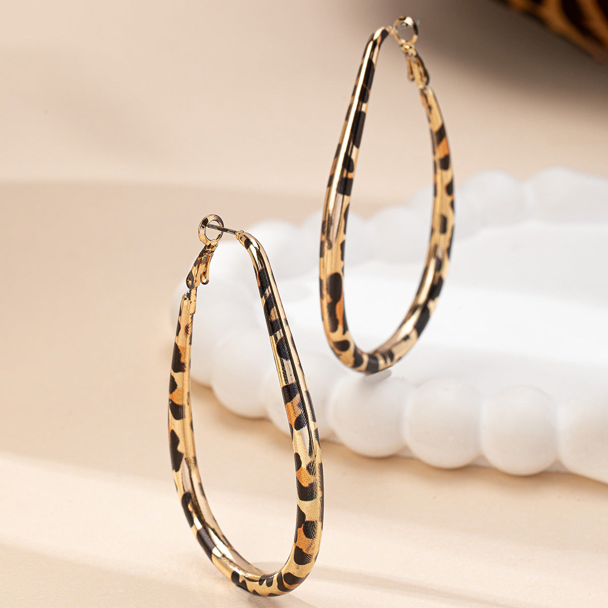Wholesale Leopard Print Drop Earrings Chic Electroplated Alloy Jewelry Accessory For Women