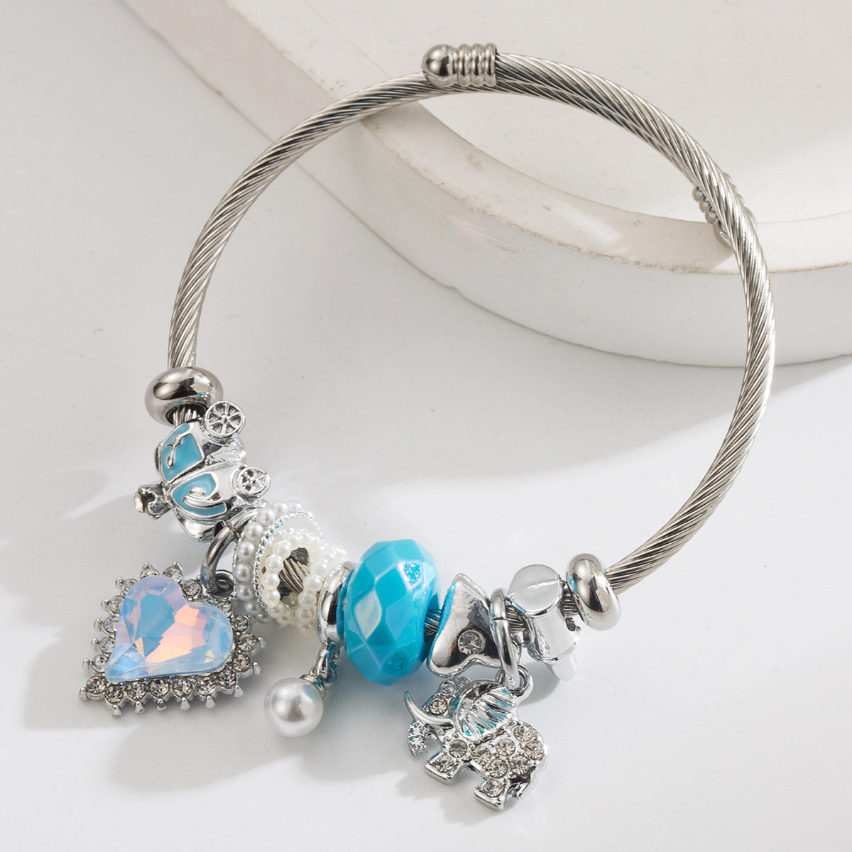 Wholesale Stainless Steel Bracelet for Women Alloy Heart Elephant Pearl Pendant Heart Bestie Bracelet