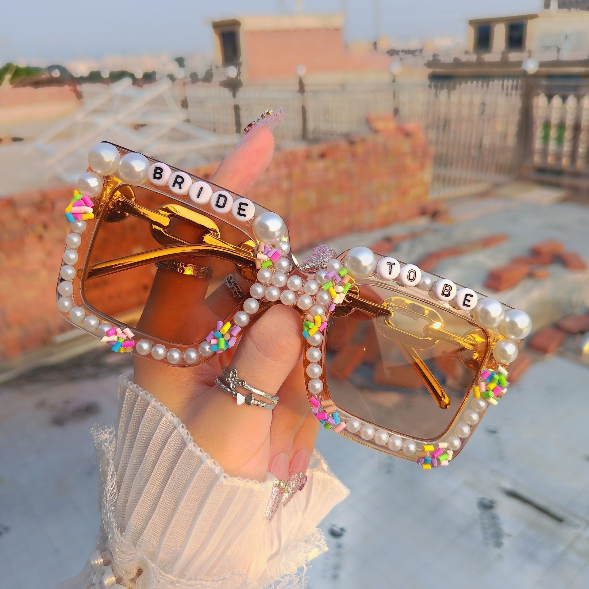 Wholesale Pearl Diamond Letter Bridal White Square Frame Sunglasses