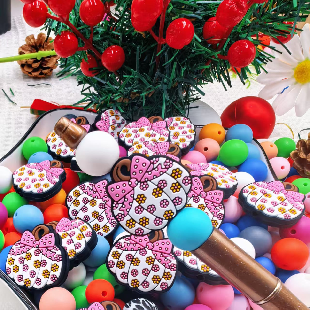 Wholesale 10pcs/ pack Small floral pumpkin silicone beads DIY silicone beads