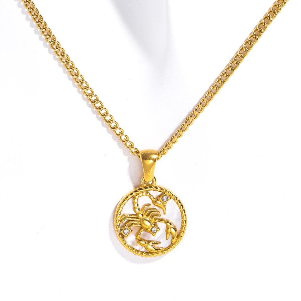 Wholesale Stylish 12 Zodiac Signs Coin Pendant Necklace Stainless Steel Gold Plated Fashion Accessory