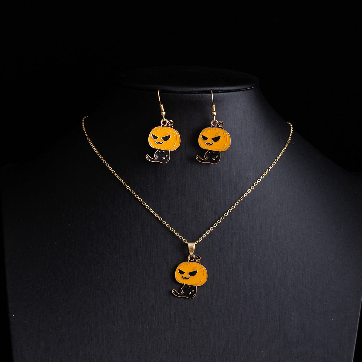 Wholesale Gothic Punk  Earring Necklace Set