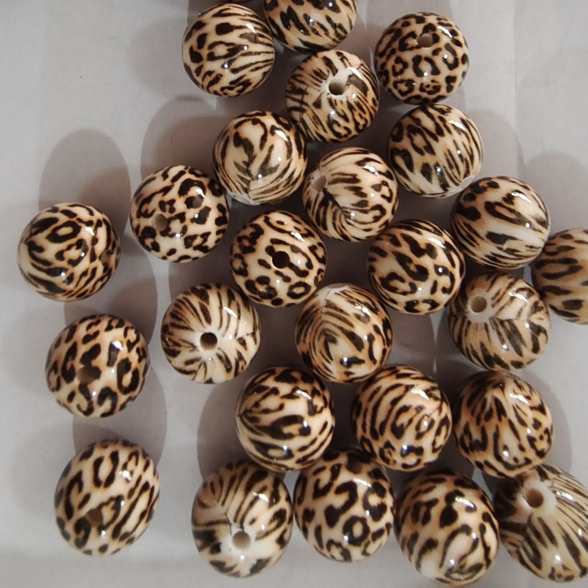 Wholesale 5pcs 20mm Acrylic Cute Coffee Color Small Leopard Print Beads