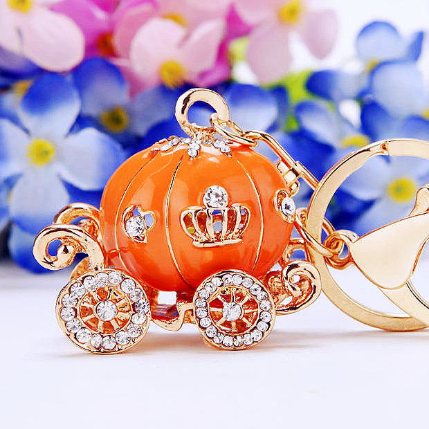 Wholesale Metal Keychain Rhinestone Princess Carriage Car Key Accessory Gift For Women