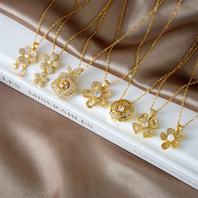 Wholesale women' s flower pendant niche design clavicle chain