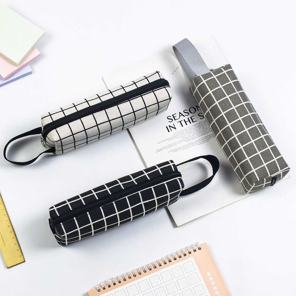 Wholesale Simple Canvas Black and White Plaid Canvas Pen Bags