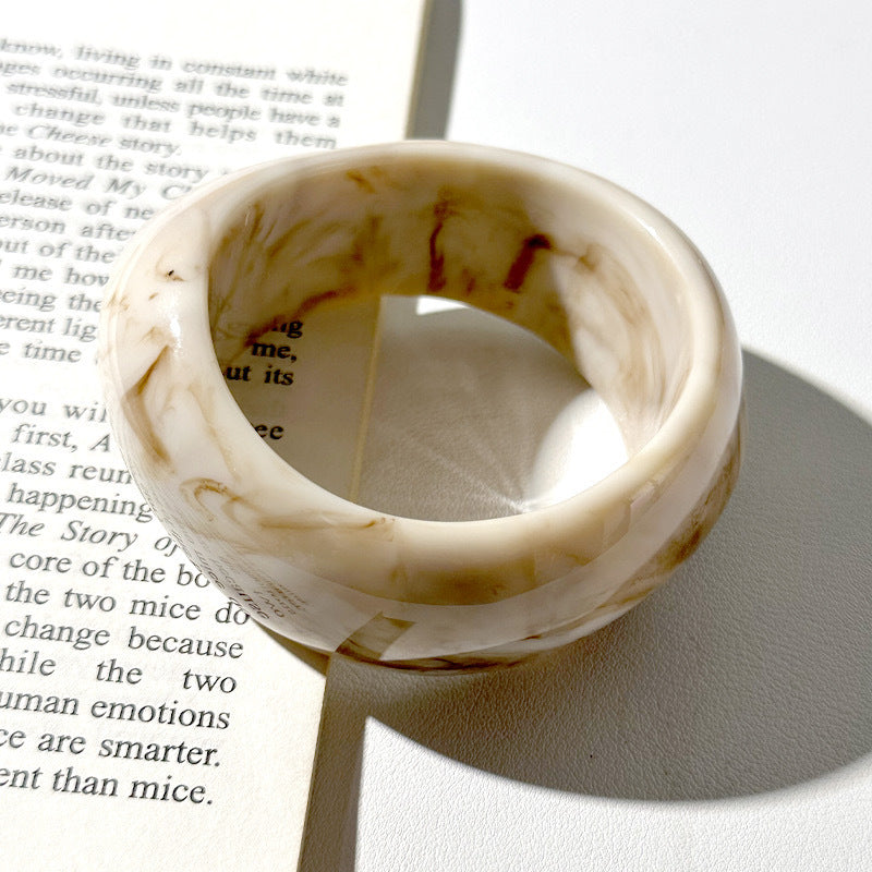 Wholesale Resin Oval Wide Edition Geometric Curved Resin Smudged Brown Bracelet
