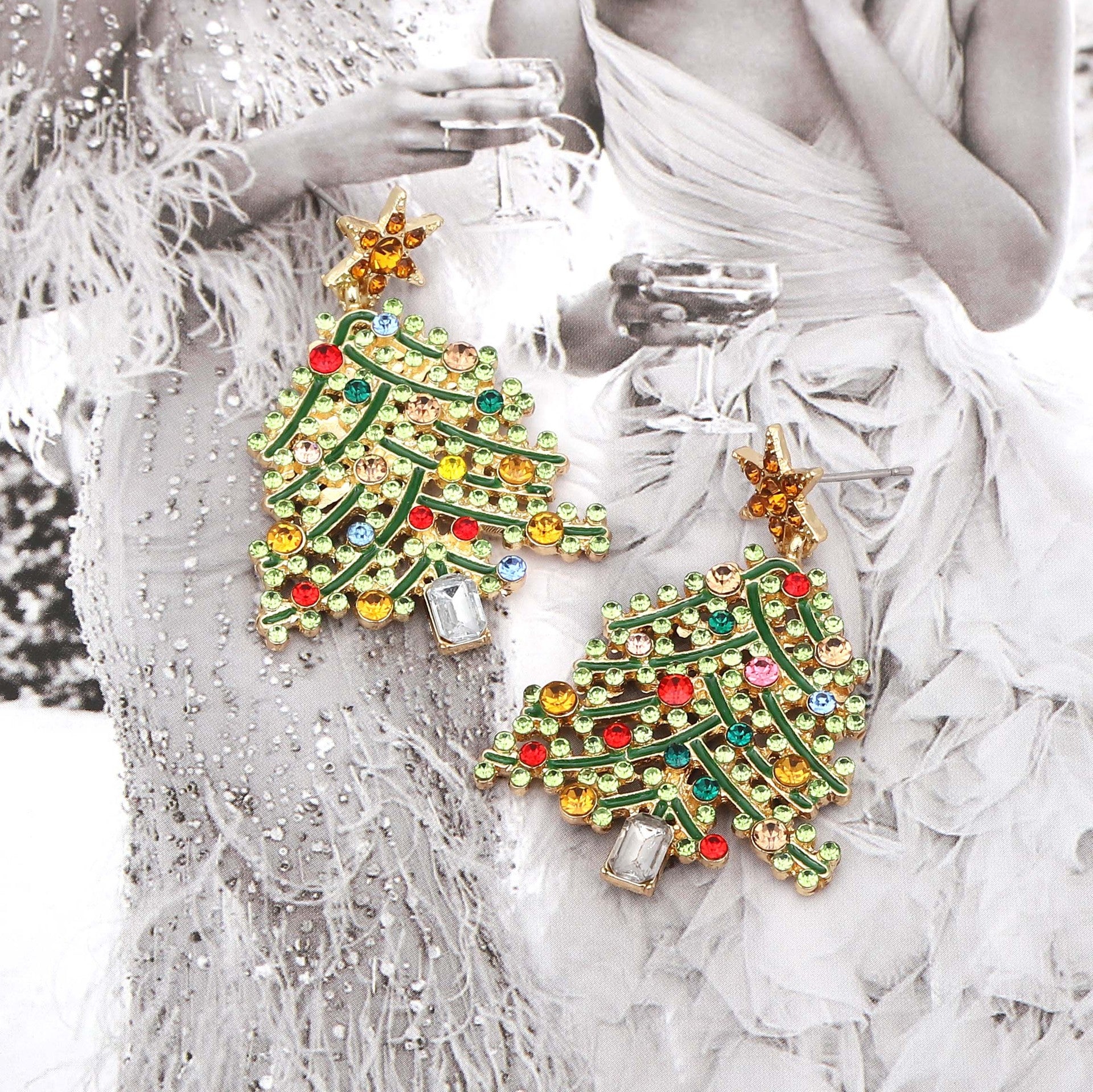 Wholesale Christmas Hollow Christmas Tree Alloy Style Diamond Earrings