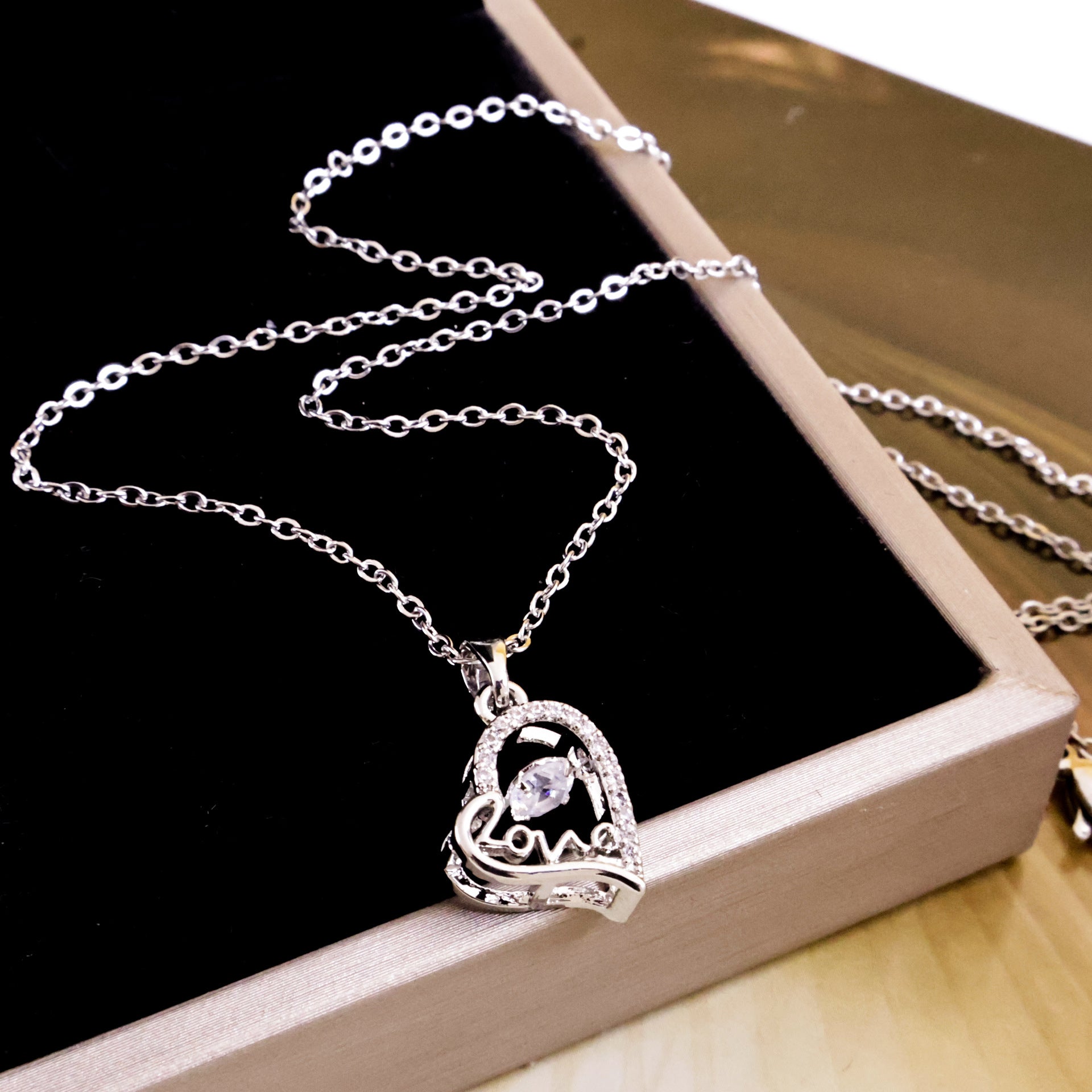Wholesale Titanium Steel Heart Necklace