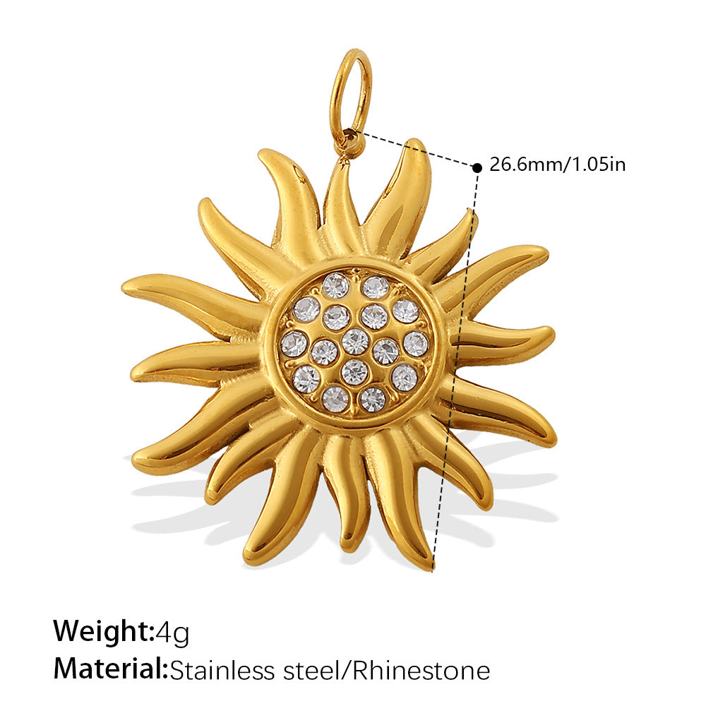 Wholesale Ocean style retro key heart-shaped stainless steel necklace pendant accessories