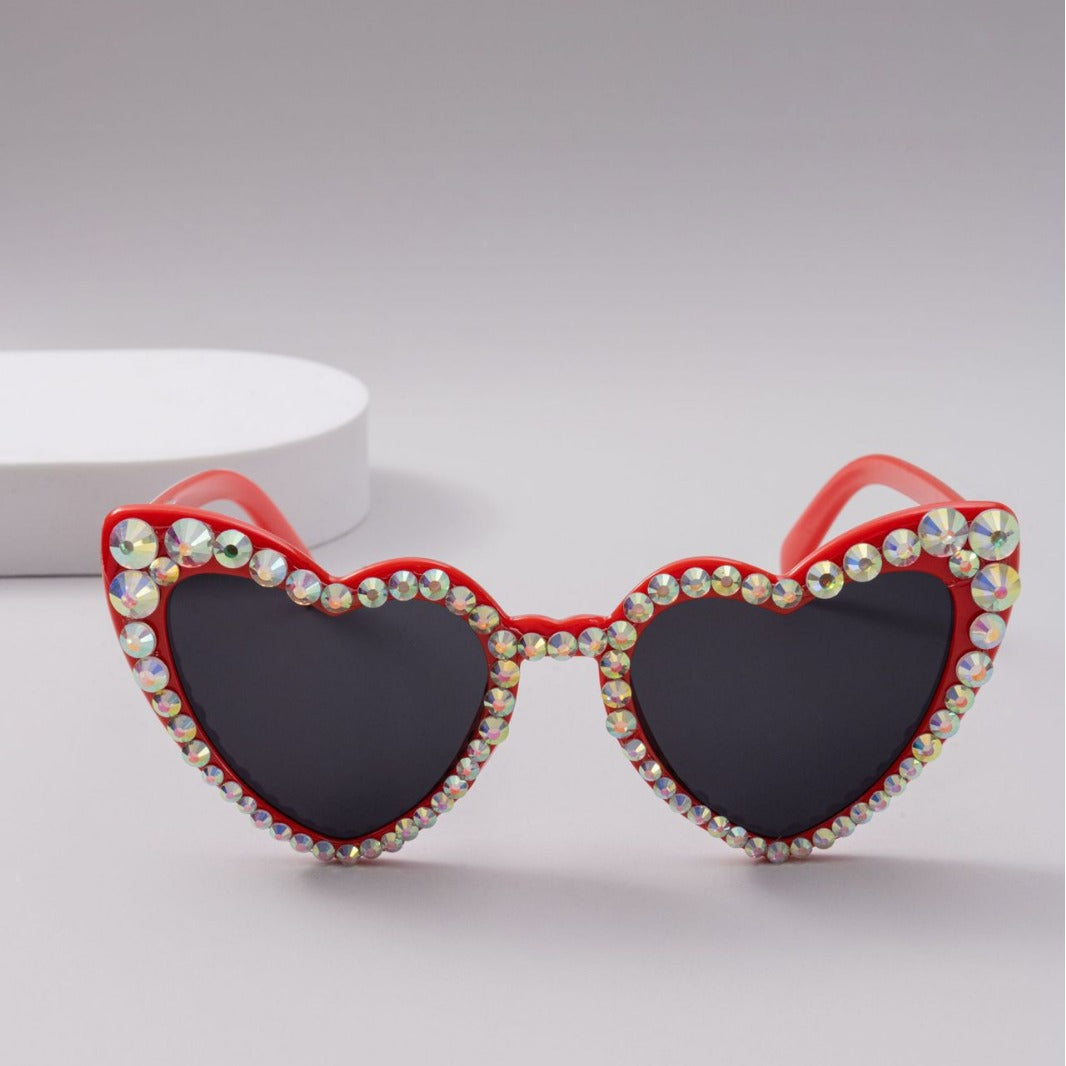 Wholesale Heart-shaped diamond sunglasses, dot diamond handmade glasses 2024 new style women's cute cat-eye