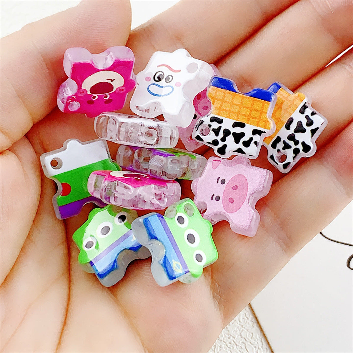 Wholesale 10pcs double-sided printed cartoon pig puzzle acrylic beads OLY Exclusive