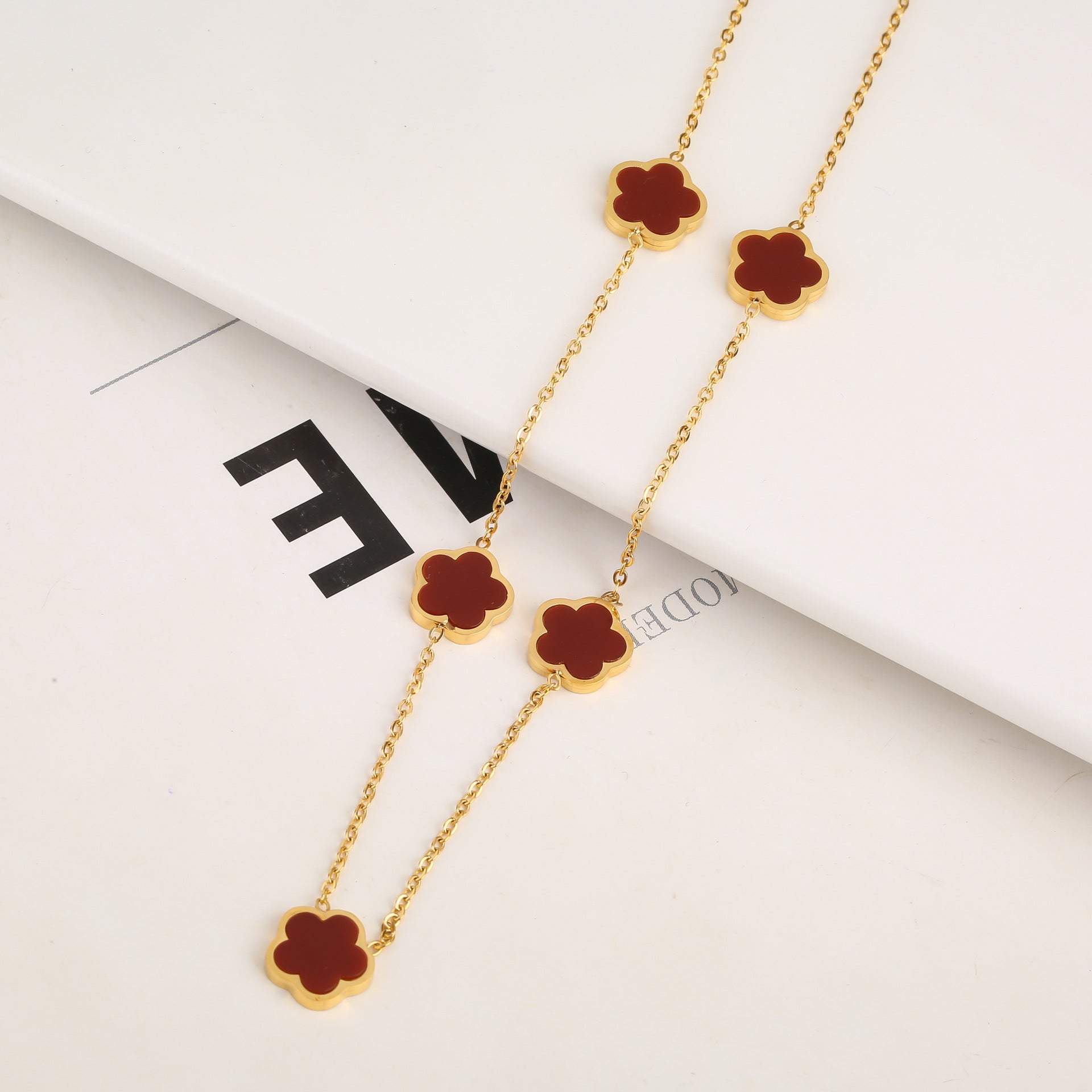 Wholesale Stainless Steel Plant Fritillaria Five Leaf Petal Bracelet Necklace Set