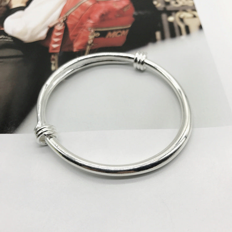 Wholesale  silver simple fashion smooth versatile push-pull bracelet accessories