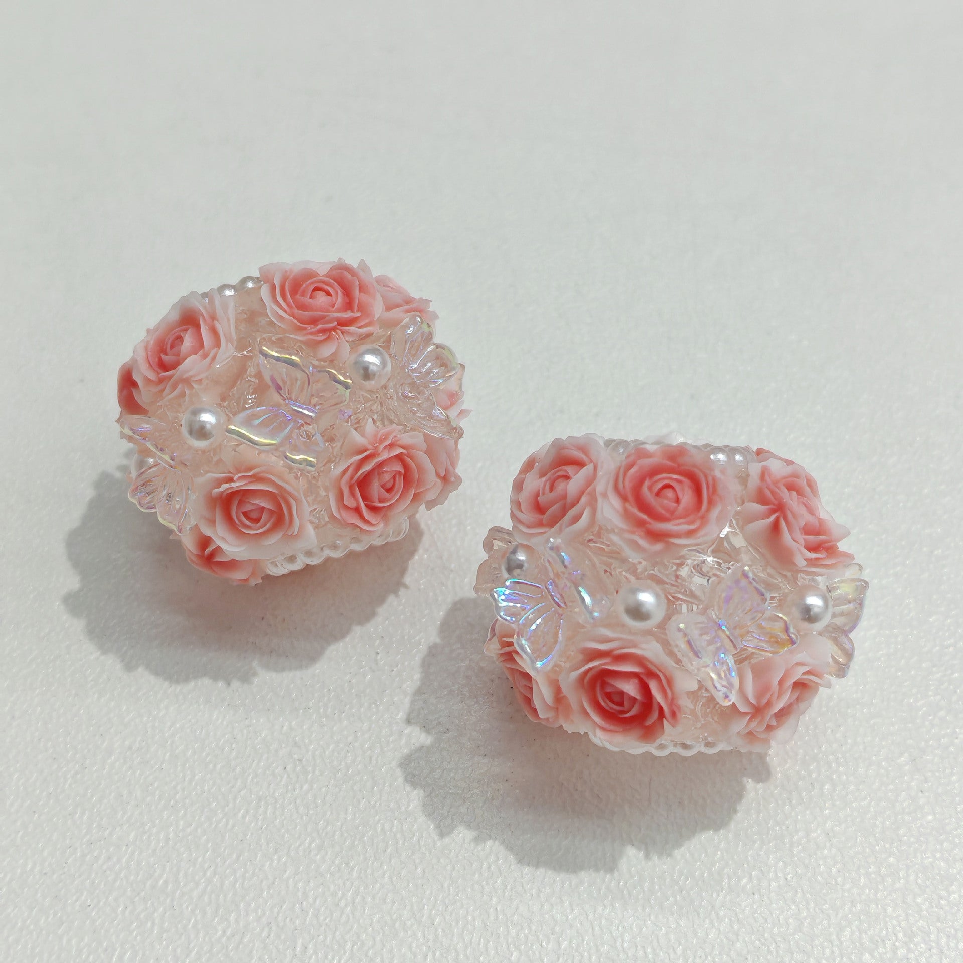 Wholesale 30pcs Rose flower ball with pearls and butterfly Acrylic Beads