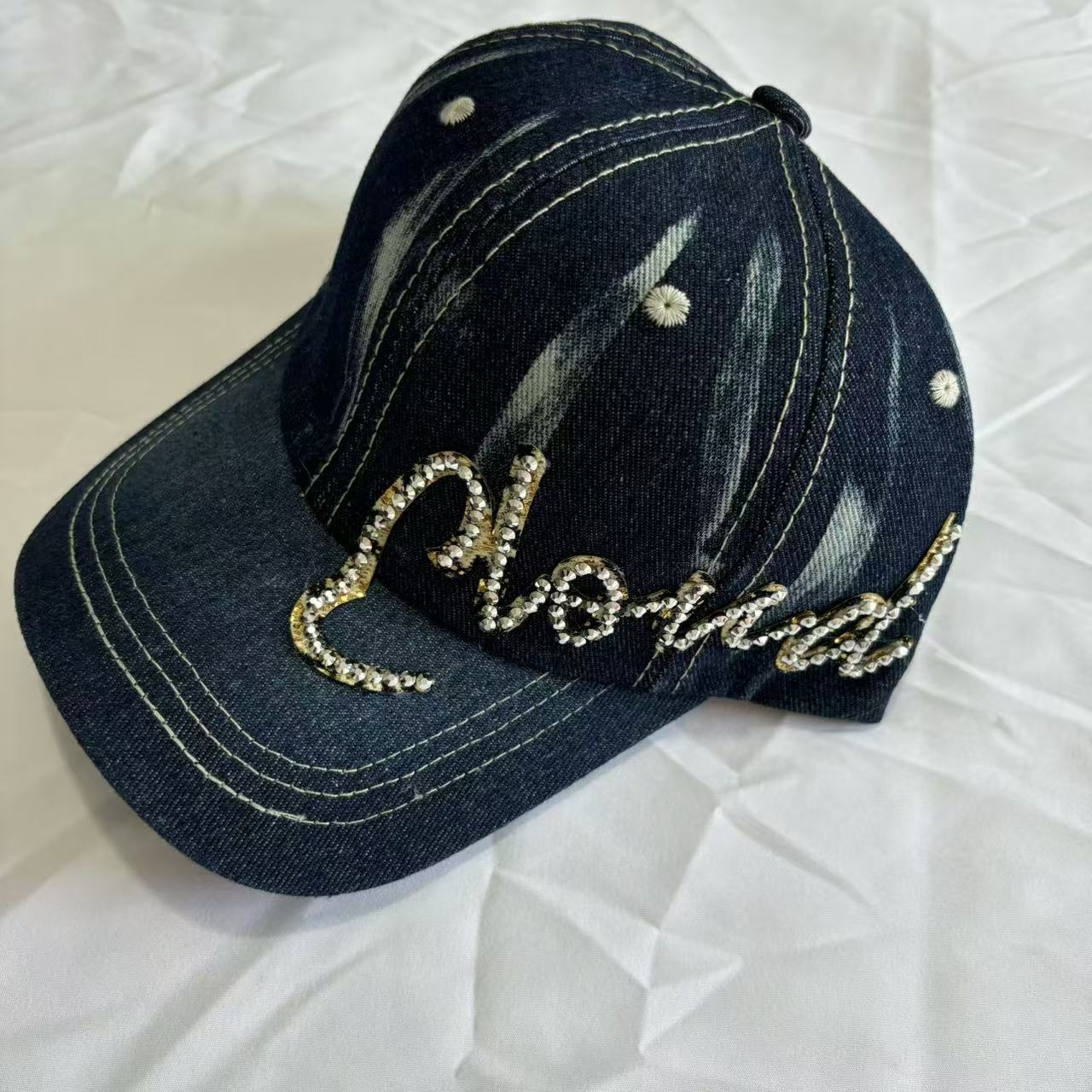 Wholesale Women's New Point Diamond Baseball Cap Outdoor Sports Leisure Diamond-studded Leopard Print Letter