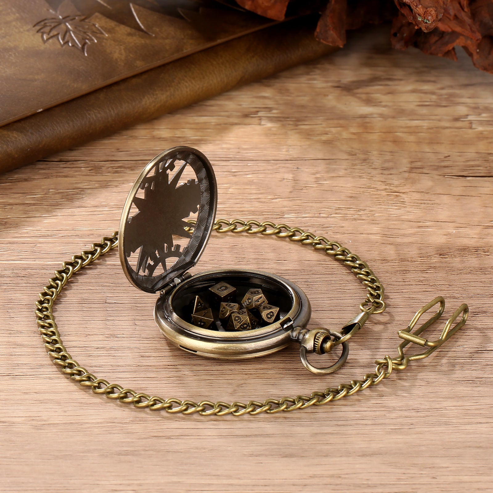 Wholesale DND Dice Hollow Gear Thick Waist Chain Pocket Watch Case