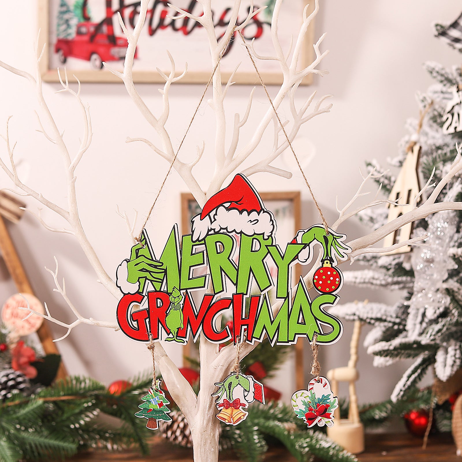 Wholesale Christmas Supplies Greenwich Christmas Merry Signboard Wooden Pendant Decoration