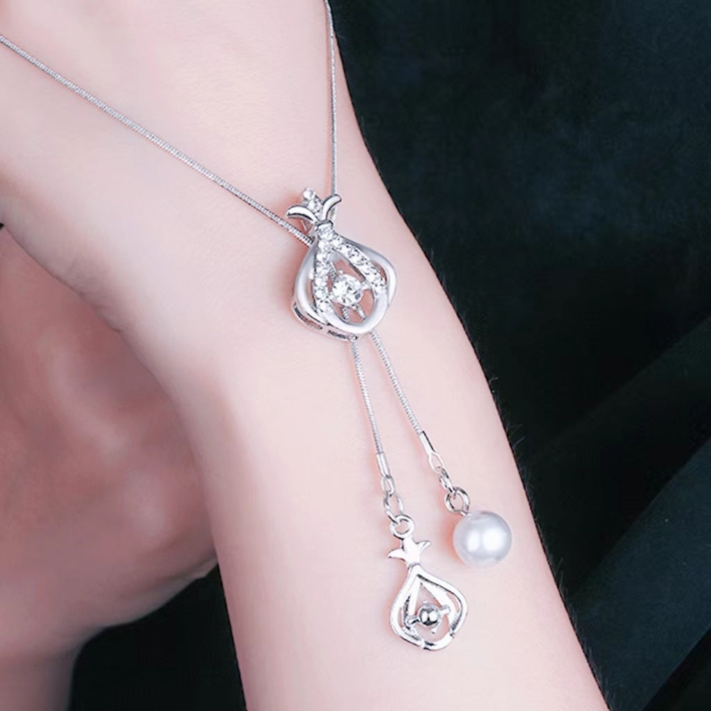 Wholesale Colored Diamond Set Animal Flash Diamond Long Necklace