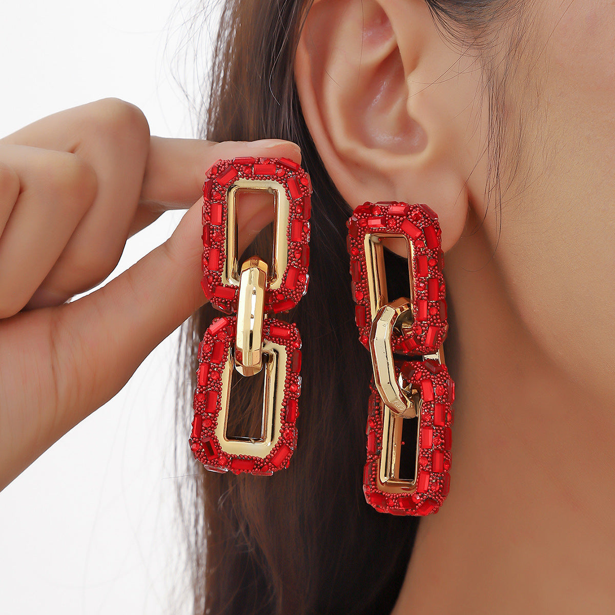 Wholesale Full Diamond Shiny Chain Shaped Metal Earrings