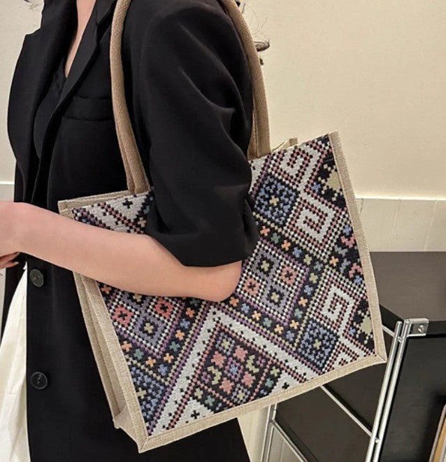 Wholesale Polyester cute cotton and linen portable large capacity commuter lunch bag tote bag canvas bag