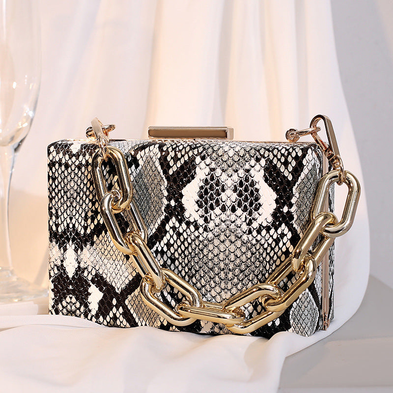Wholesale Snake Pattern PU Leather Acrylic Chain Box Small Square Bag Crossbody Bag