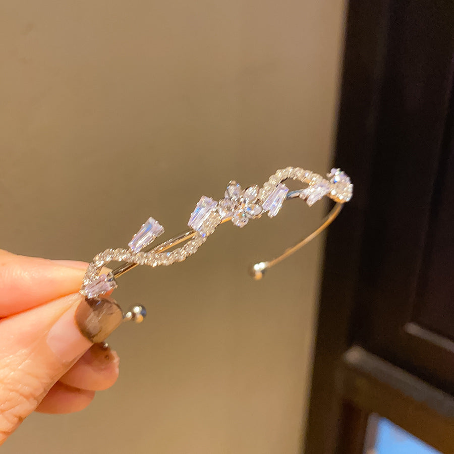 Wholesale Zircon Sparkling Ripple Flower Opening Bracelet