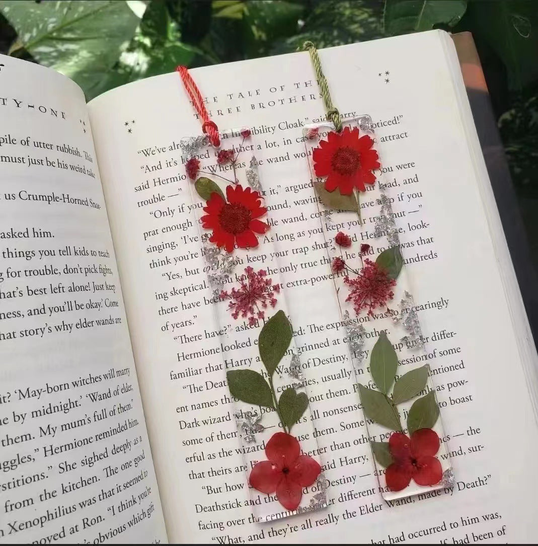 Wholesale Creative Real Flower Daisy Epoxy Transparent Tassel Dried Flower DIY Bookmark