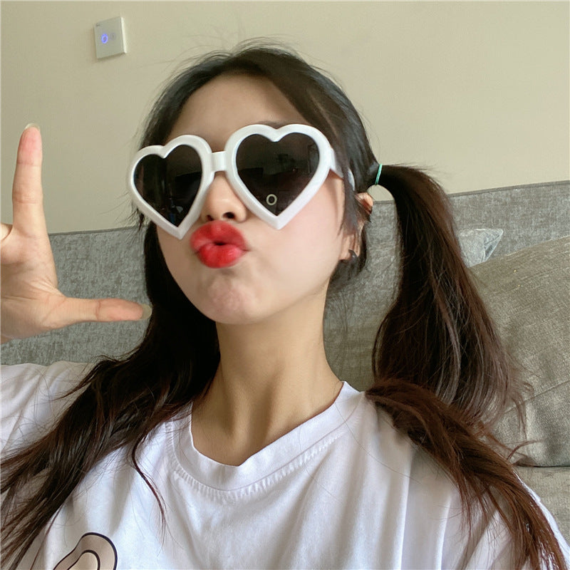 Wholesale Harajuku Love Beach Resort with Large Frame Peach Heart Beach Glasses