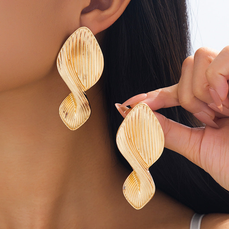 Wholesale Geometric Irregular Alloy Earring Set Trendy Electroplated Jewelry Accessory For Everyday Wear