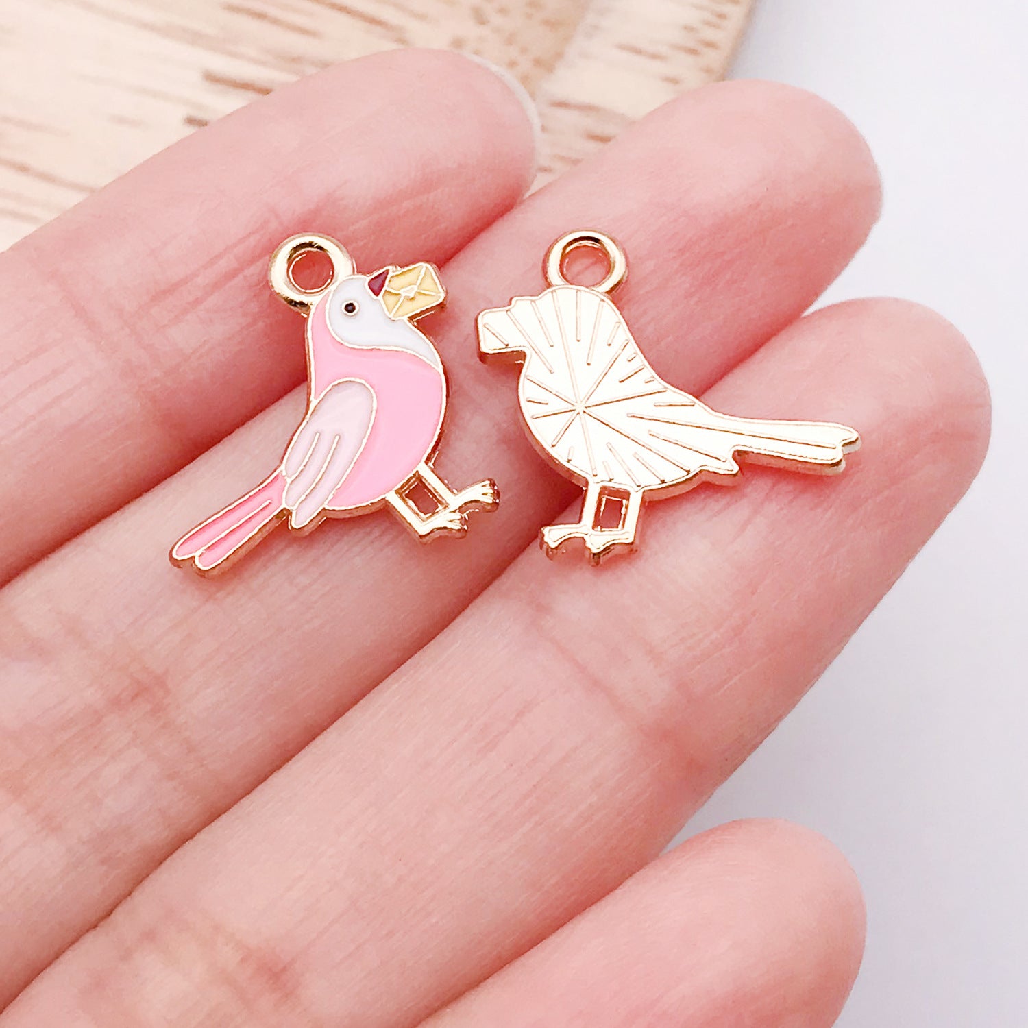 Wholesale Valentine' s Day Love Variety Cartoon Jewelry Accessories Pendant