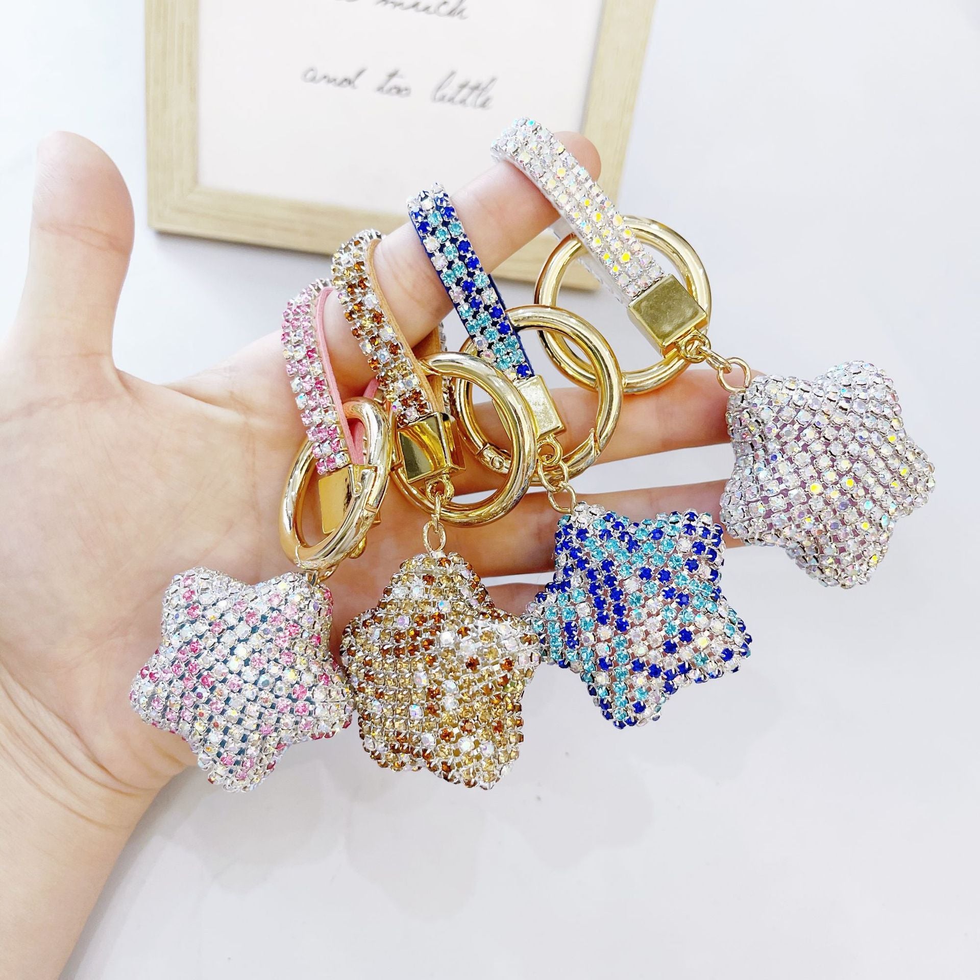 Wholesale Five Pointed Star Full Diamond Claw Chain Keychains