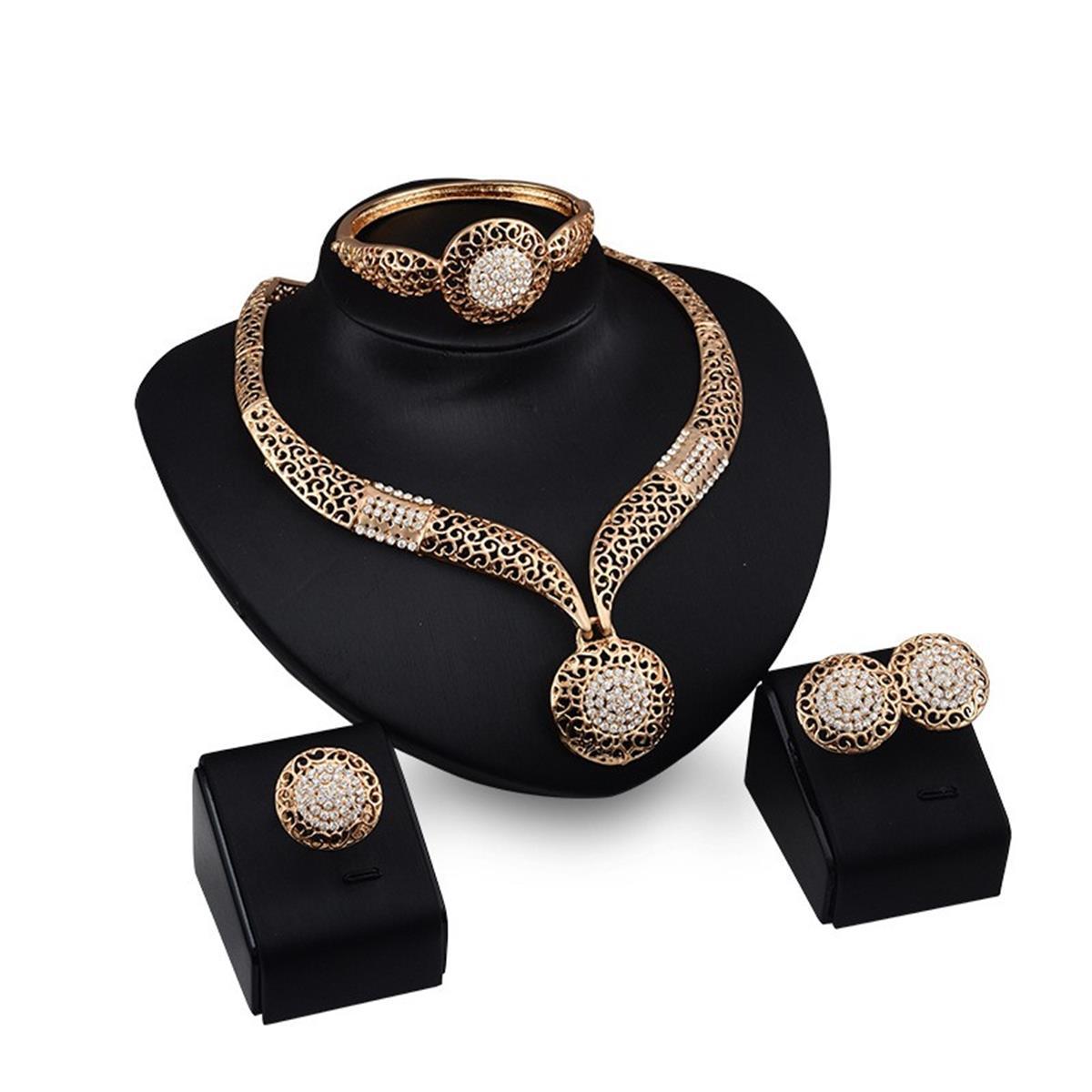 Wholesale  Exaggerated Personality Fashion Earrings Necklace and Bracelet Set for Women