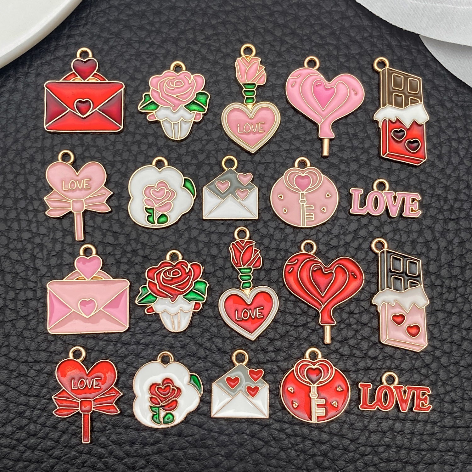 Wholesale Pink Valentine' s Day Love Accessories Pendant