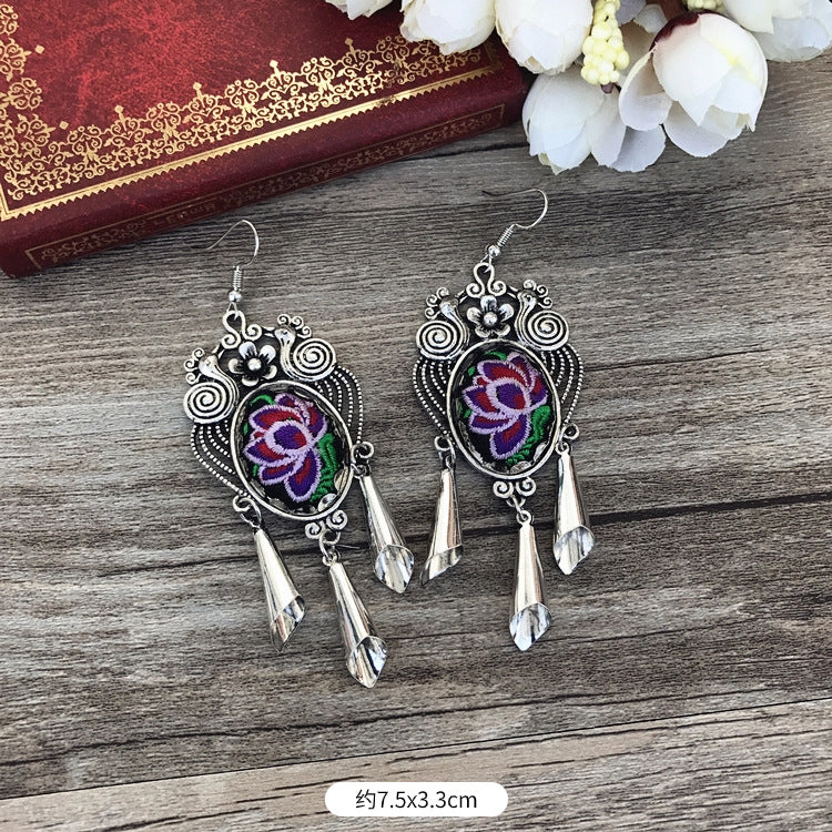 Wholesale Chinese Retro Alloy Earrings