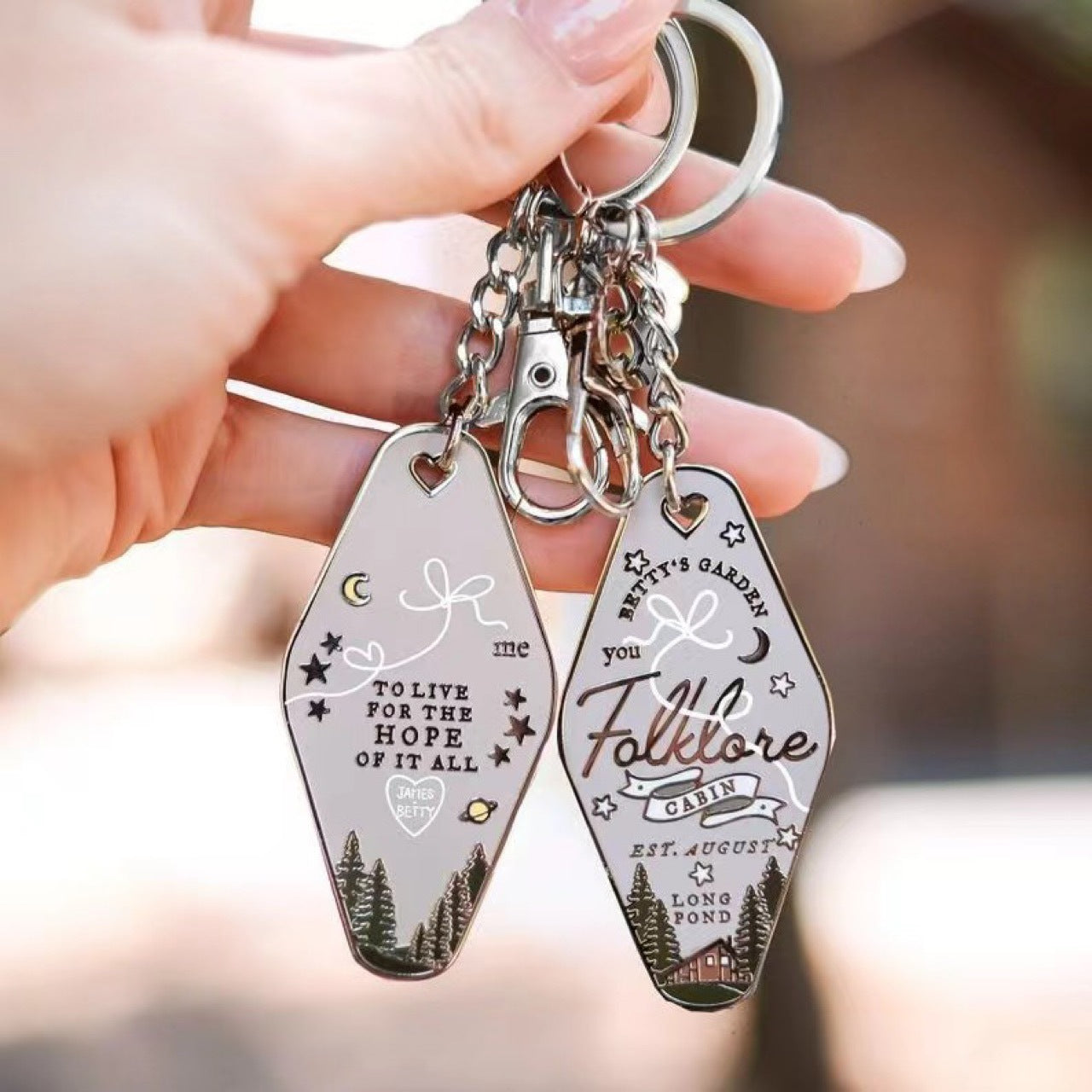 Wholesale 12 Types of Motel Metal Keychains