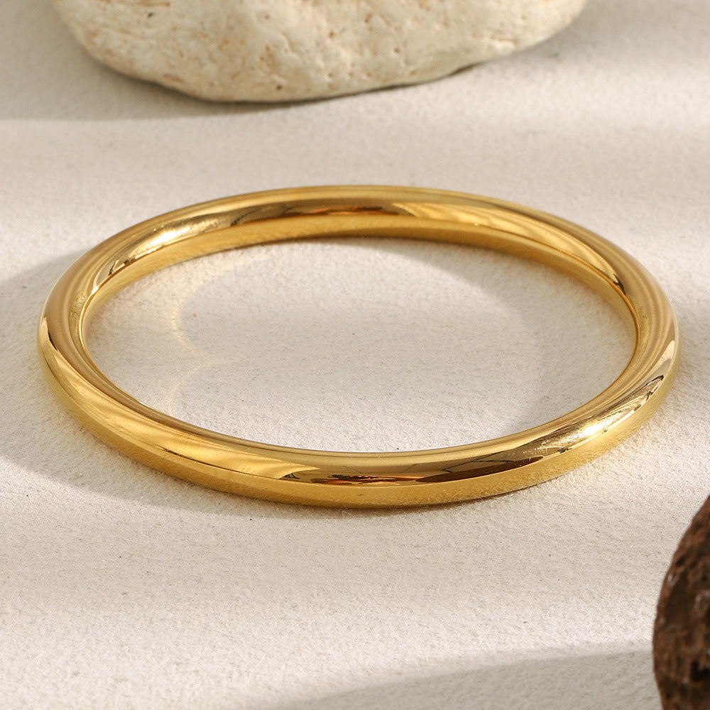 Wholesale Plain ring versatile stainless steel 18K gold plated closed hollow bracelet for women