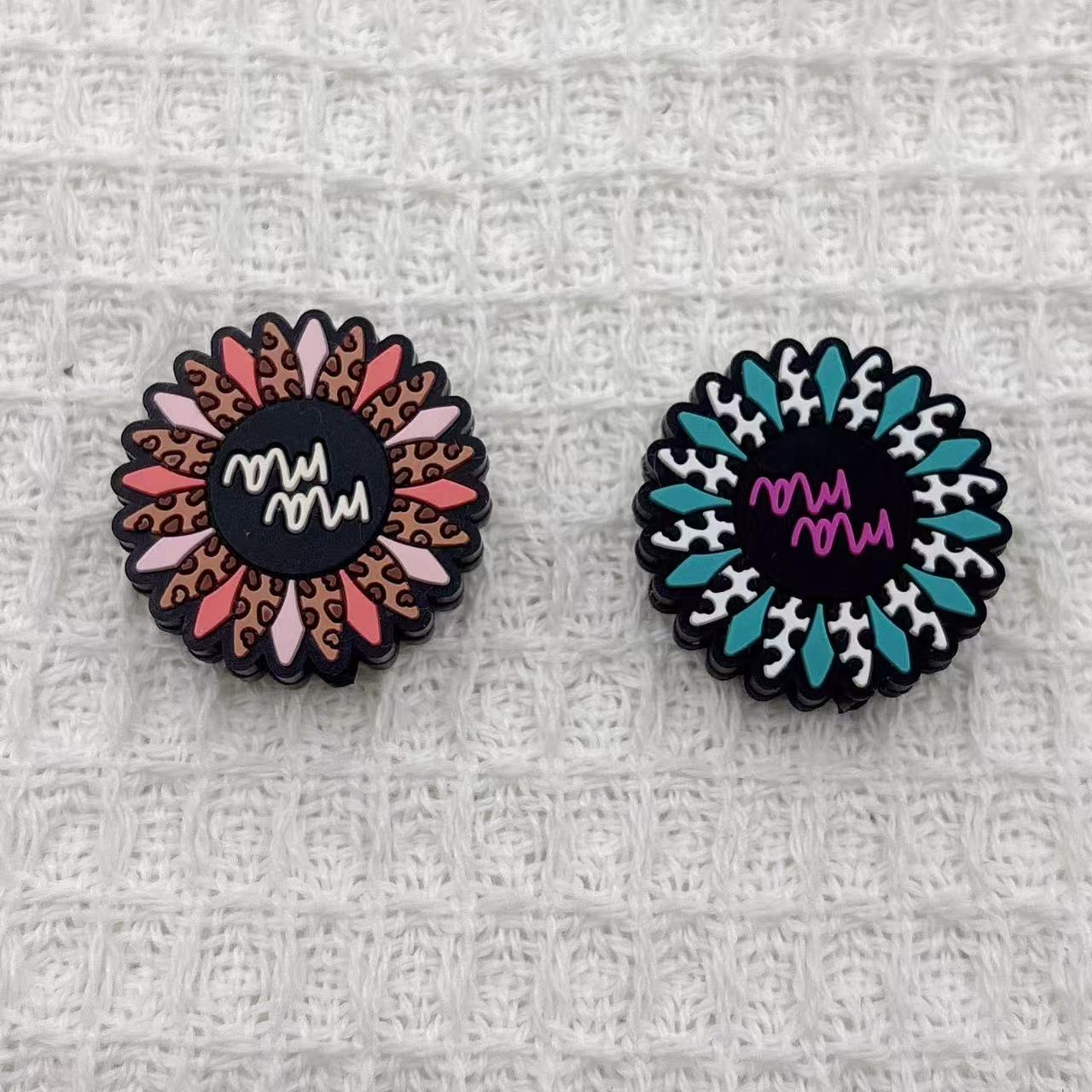 Wholesale 10pcs Creative silicone beads