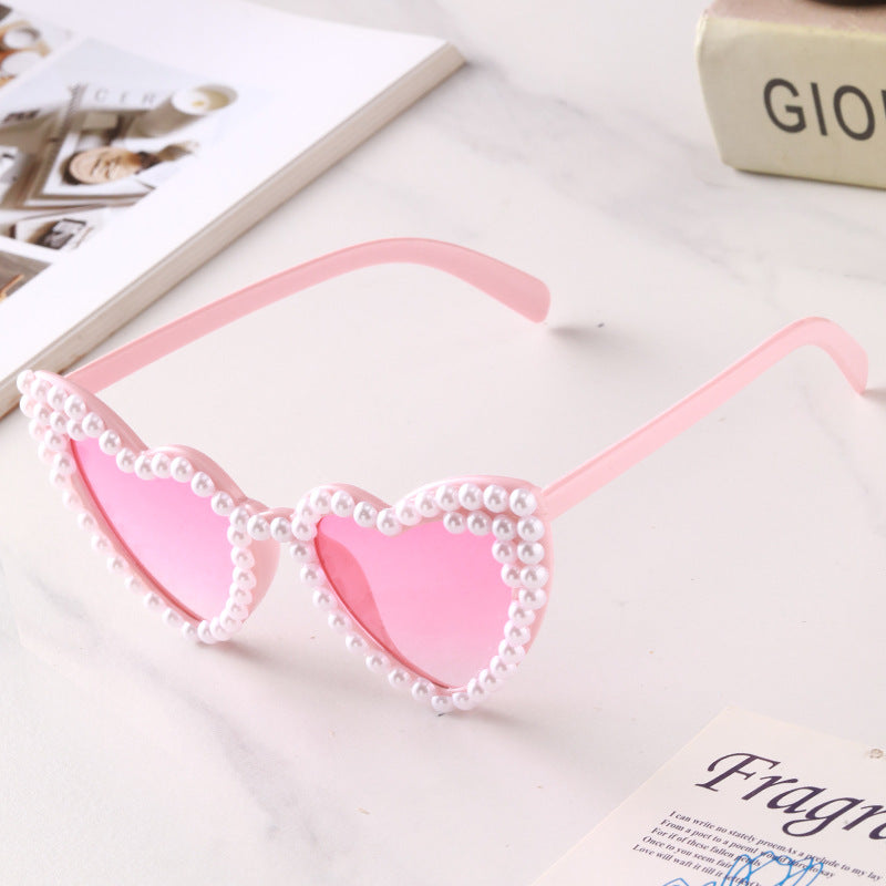 Wholesale Handmade Point Pearl Love Sunglasses Party Sunglasses Women's Fashion Heart Glasses Valentine's Day Gift