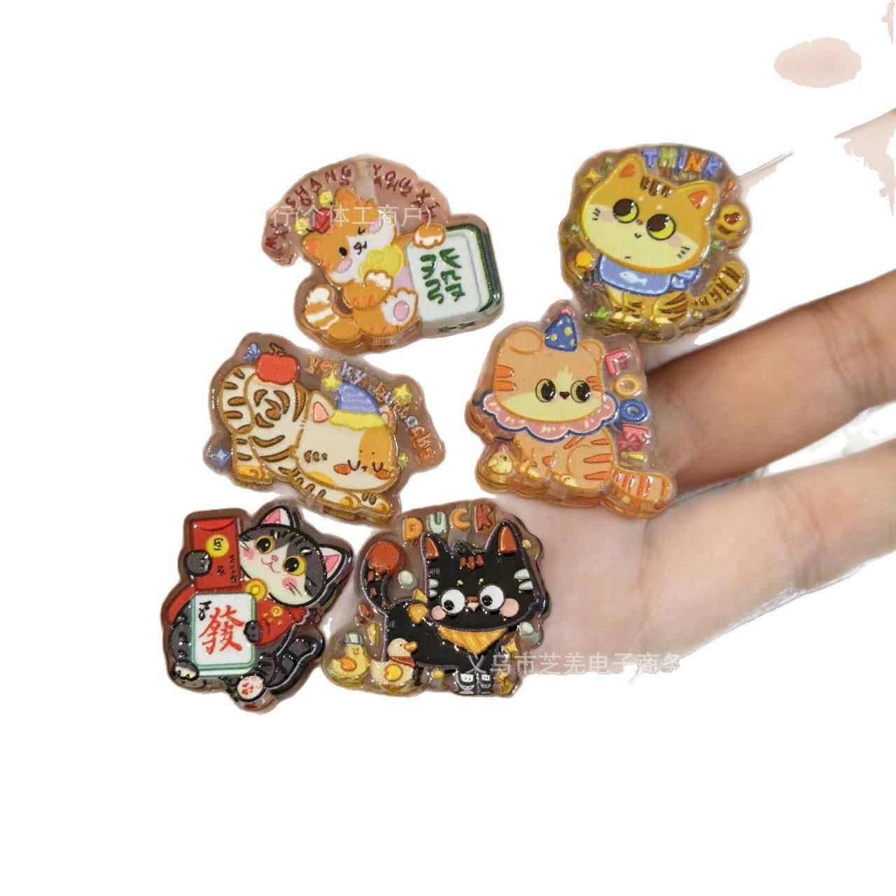 Wholesale 10pcs Embossed cartoon lucky cat acrylic beads