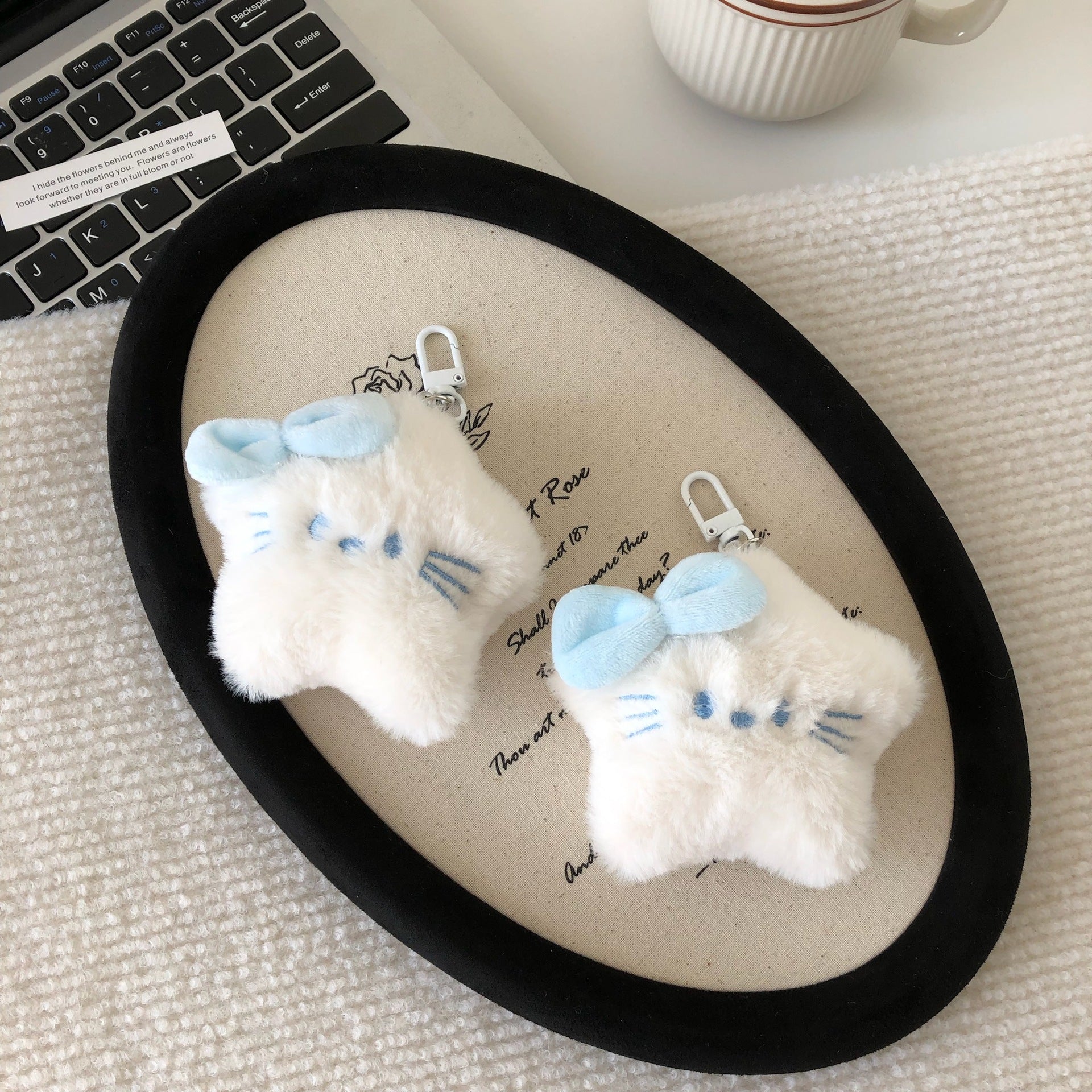 Wholesale Blue plush star cat doll pendant