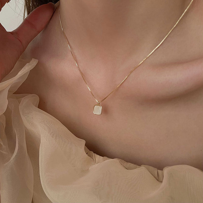Wholesale square shell necklace clavicle chain silver plated necklace