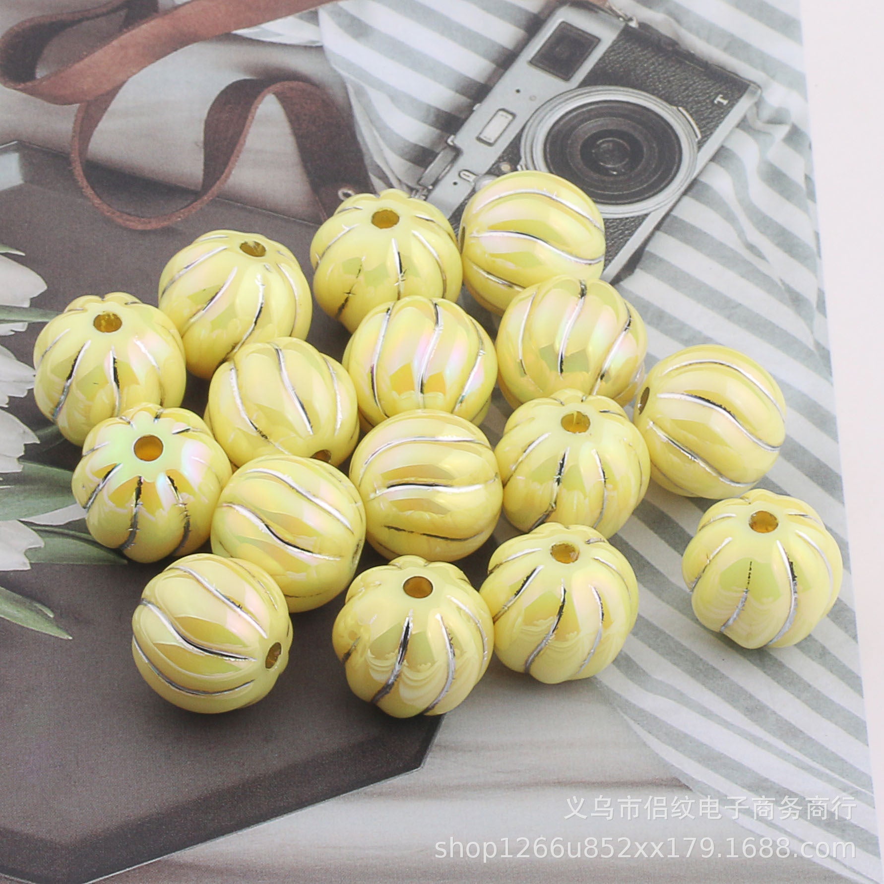 Wholesale 20PCS  Acrylic UV Plated Silver Edge Straight Hole Pumpkin Beads