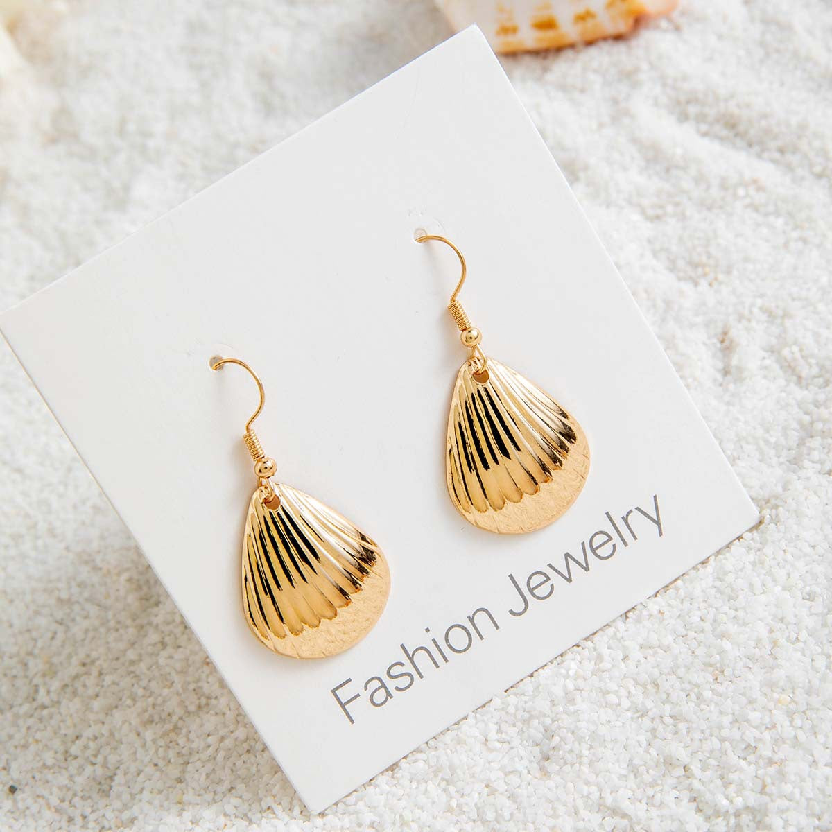 Wholesale 5PCS/Pack Bohemian Metal Scallop Earrings Pearl Shell Earrings Earrings for Women